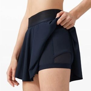 Lululemon court rival skort in true navy